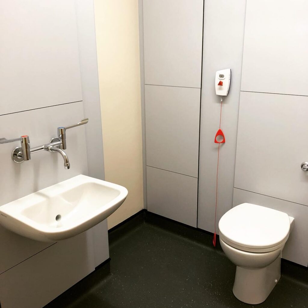 Bathroom installation